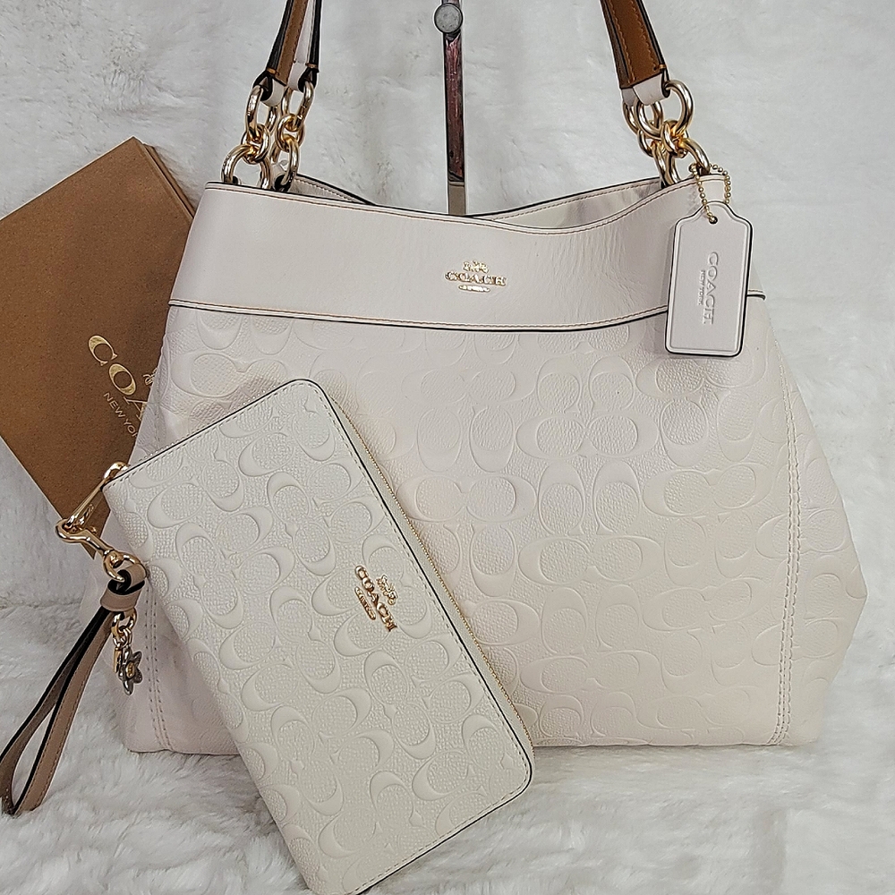 ✅ Coach 2 Set  Signature Leather Embossed Rare Shoulder Bag + Wallet